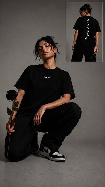 Personnage anime portant t-shirt noir Kusetsu
Level Up streetwear